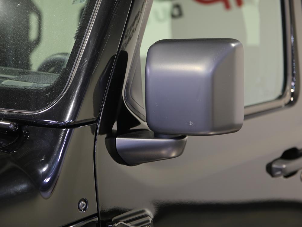 Jeep Wrangler Sahara 2023 d’occasion à vendre - 12