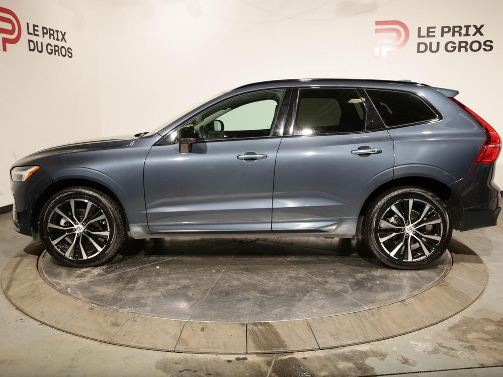 Volvo XC60 B5 PLUS AWD // DARK THEME 2024 d’occasion à vendre - 7