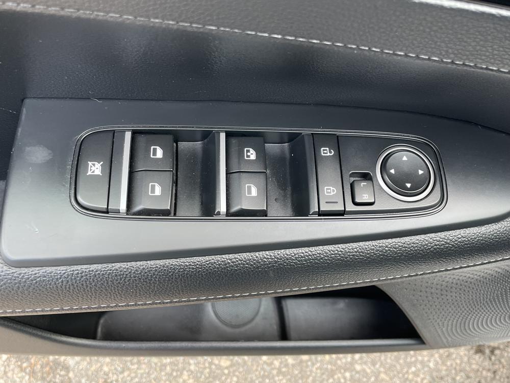 Kia Forte5 EX 2020 d’occasion à vendre - 11