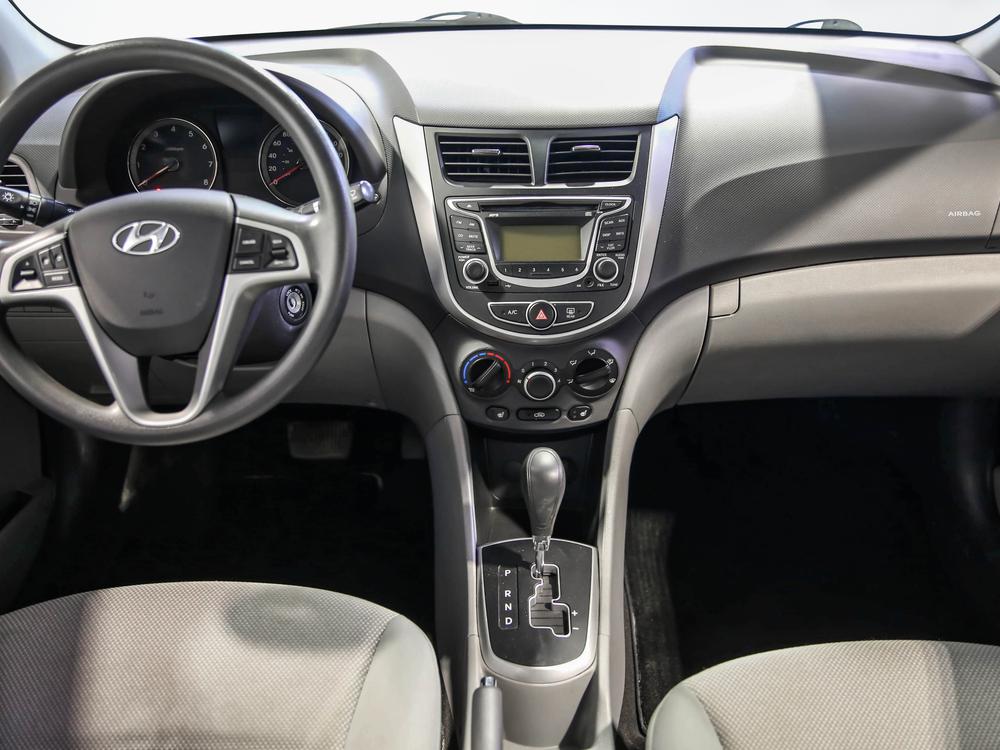 Hyundai Accent GLS 2013 d’occasion à vendre - 23