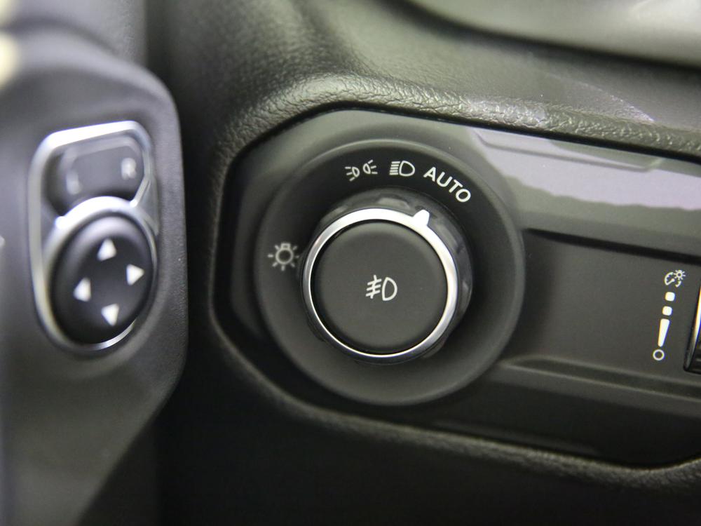 Jeep Wrangler Sahara 2023 d’occasion à vendre - 17