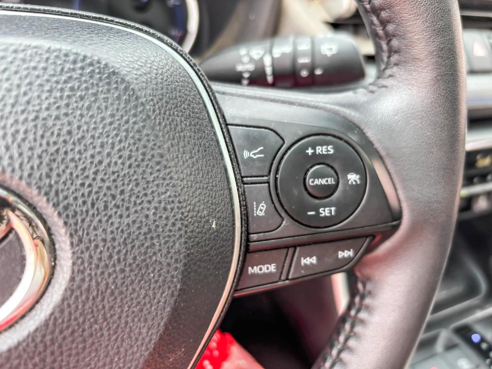 Toyota RAV4 XLE HYBRIDE 2021 d’occasion à vendre - 21