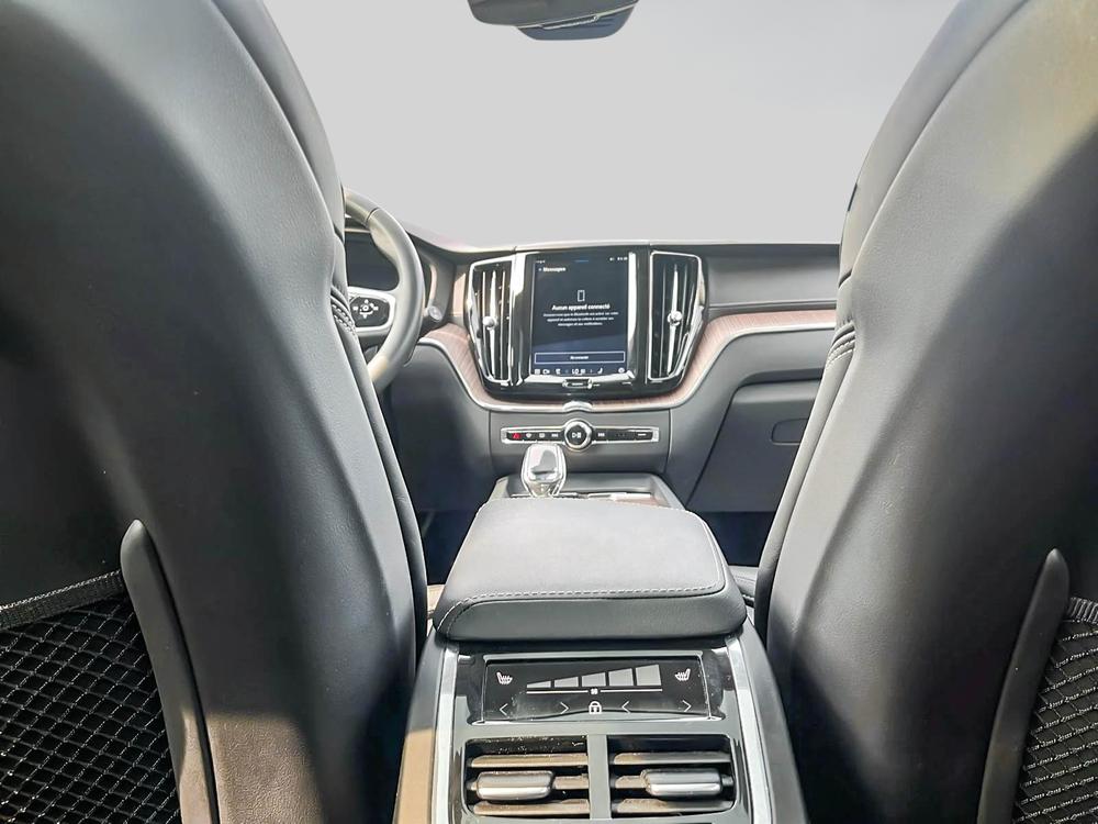 Volvo XC60 B6 ULTIMATE 2023 d’occasion à vendre - 12