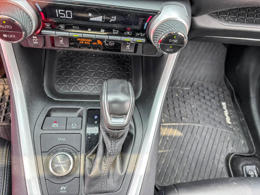 Toyota RAV4 XLE HYBRIDE 2021 d’occasion à vendre - 27