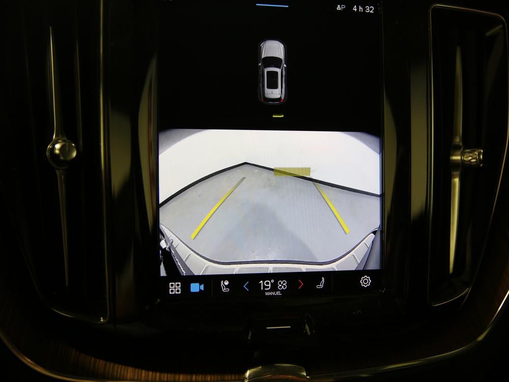 Volvo XC60 B5 PLUS AWD // DARK THEME 2024 d’occasion à vendre - 27