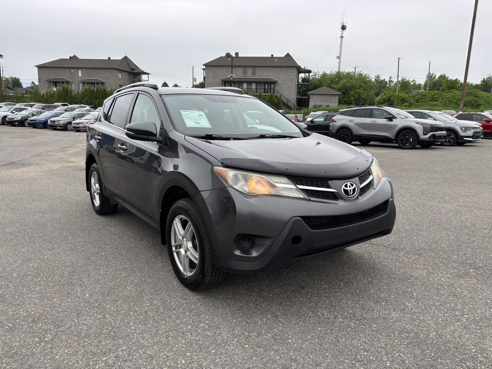 Toyota RAV4 LE 2015 d’occasion à vendre - 1