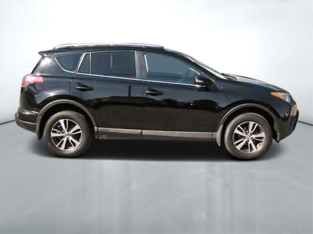 Toyota RAV4 LE 2018 d’occasion à vendre - 7