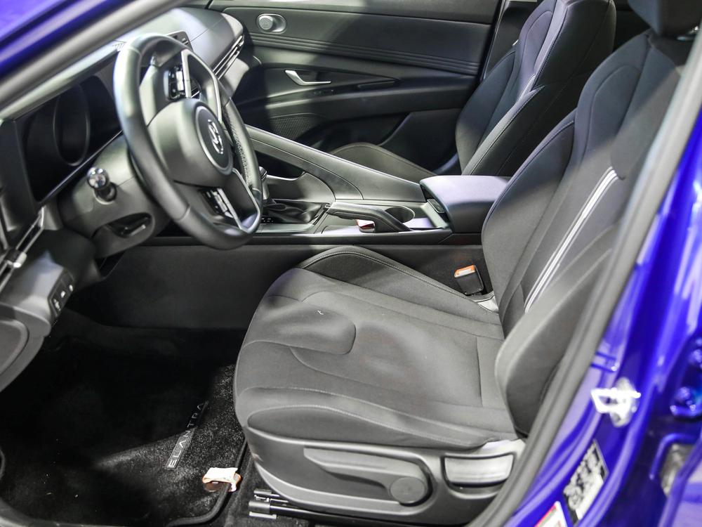 Hyundai Elantra Preferred 2022 d’occasion à vendre - 17