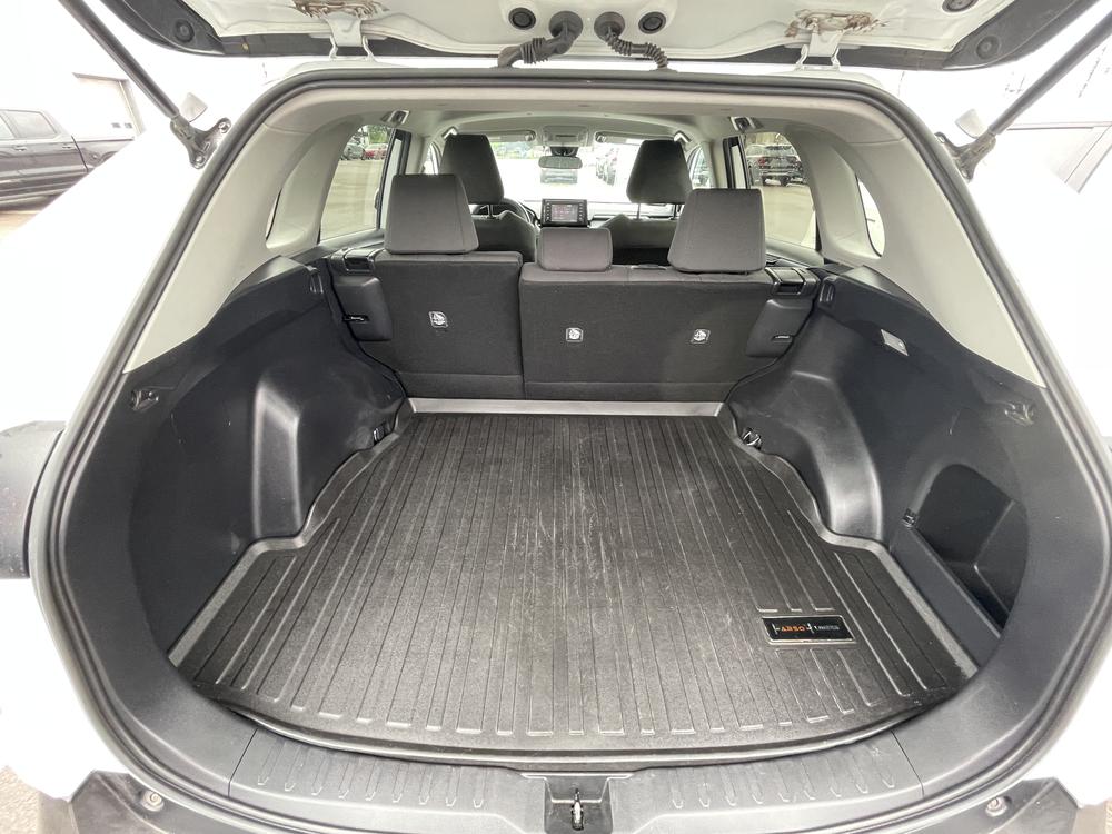 Toyota RAV4 LE 2020 d’occasion à vendre - 28