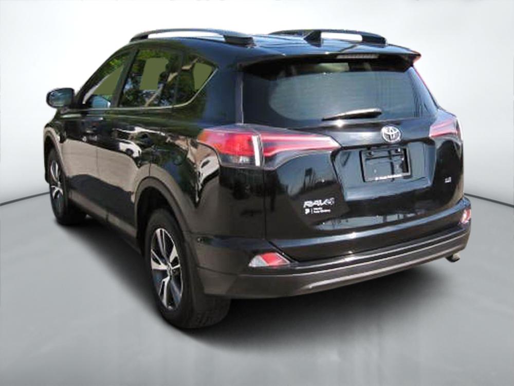 Toyota RAV4 LE 2018 d’occasion à vendre - 4