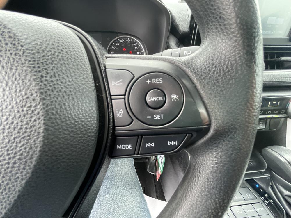Toyota RAV4 LE 2020 d’occasion à vendre - 16