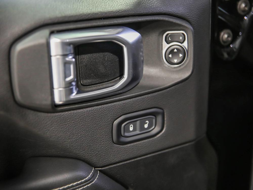 Jeep Wrangler Sahara 2023 d’occasion à vendre - 14