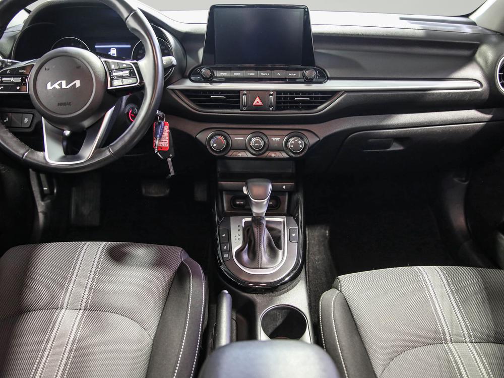 Kia Forte EX 2023 d’occasion à vendre - 23