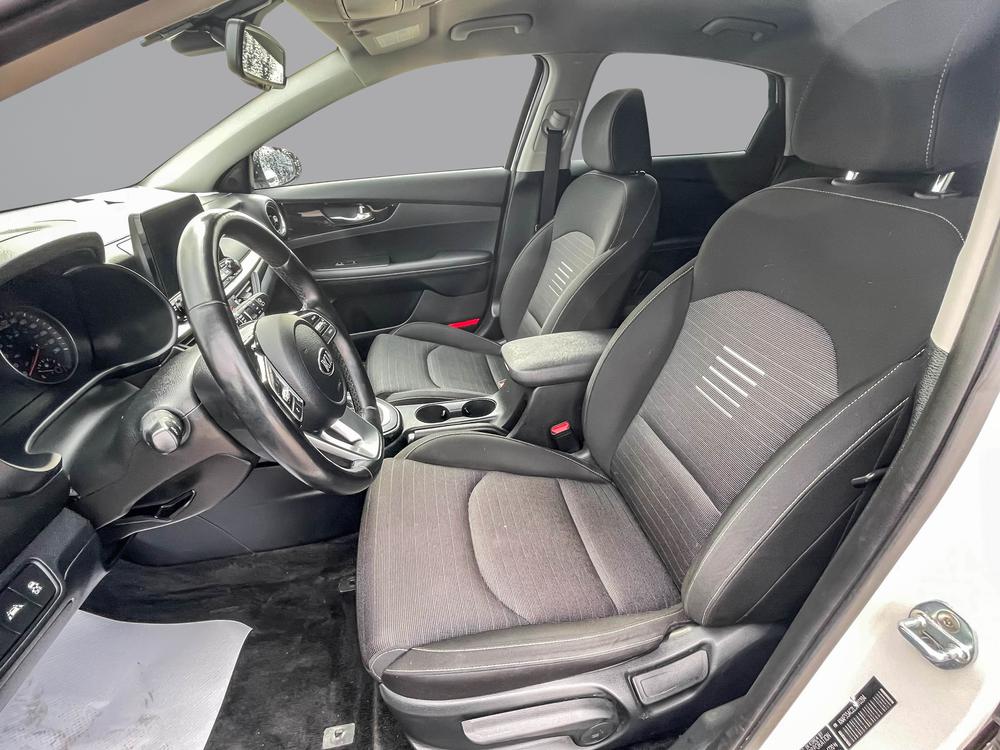 Kia Forte5 EX 2020 d’occasion à vendre - 12