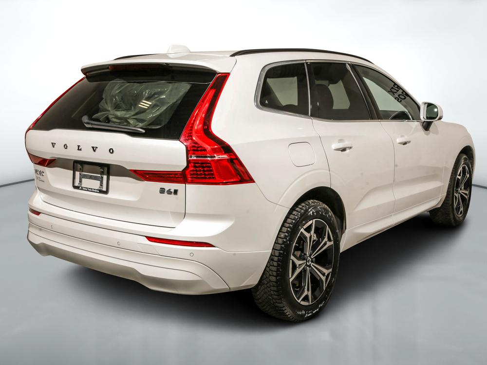 Volvo XC60 B6 MOMENTUM AWD 2022 d’occasion à vendre - 3