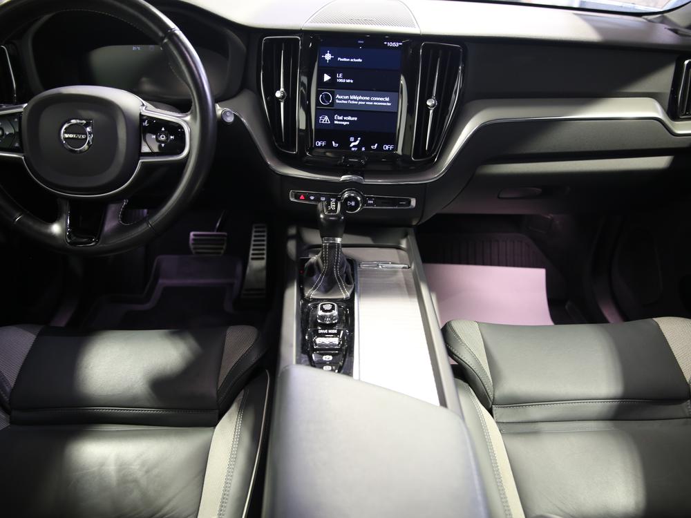 Volvo XC60 T6 R-DESIGN 2021 d’occasion à vendre - 29