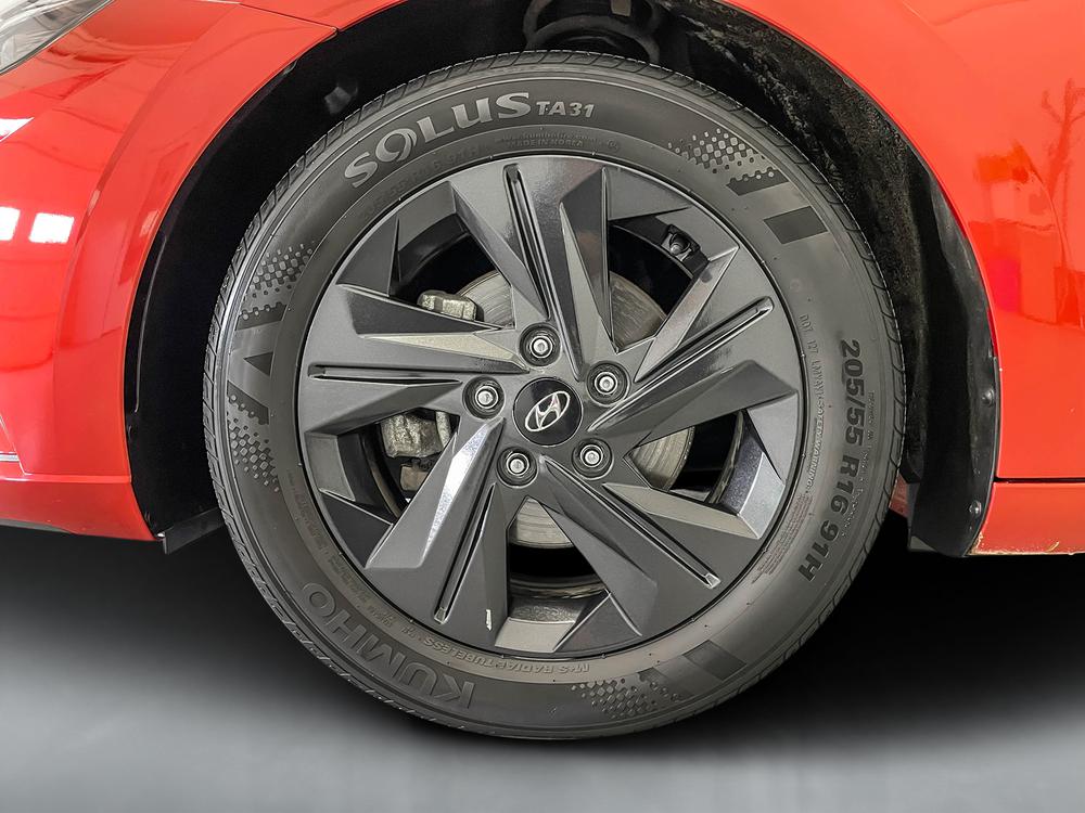 Hyundai Elantra Preferred Tech 2021 d’occasion à vendre - 8