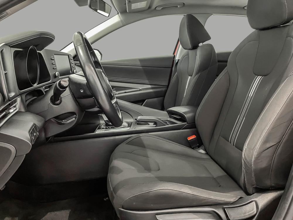 Hyundai Elantra Preferred Tech 2021 d’occasion à vendre - 13