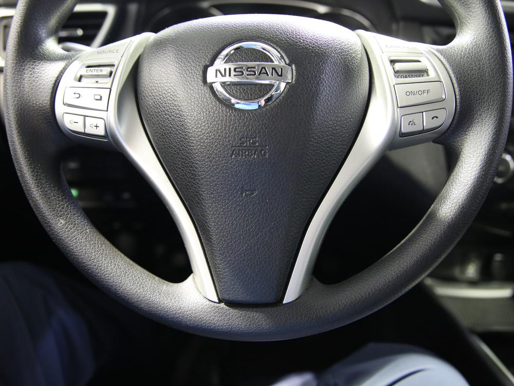 Nissan Rogue SV 2016 d’occasion à vendre - 19