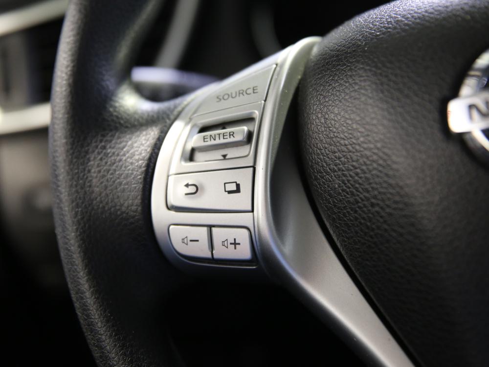 Nissan Rogue SV 2016 d’occasion à vendre - 21