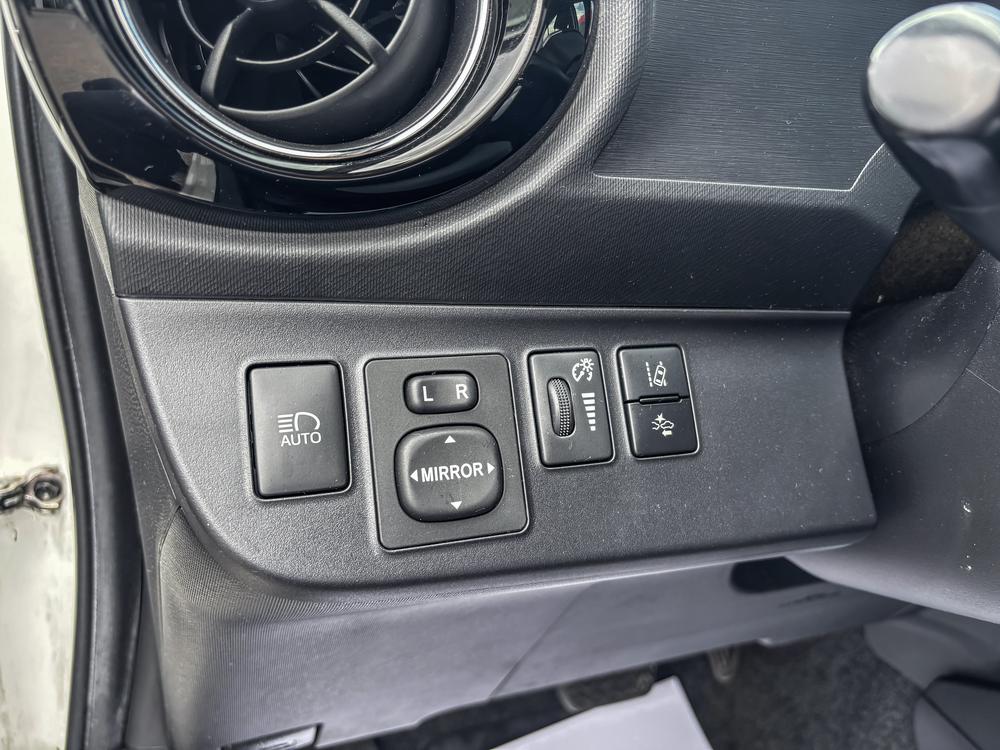Toyota Prius c BASE 2017 d’occasion à vendre - 14