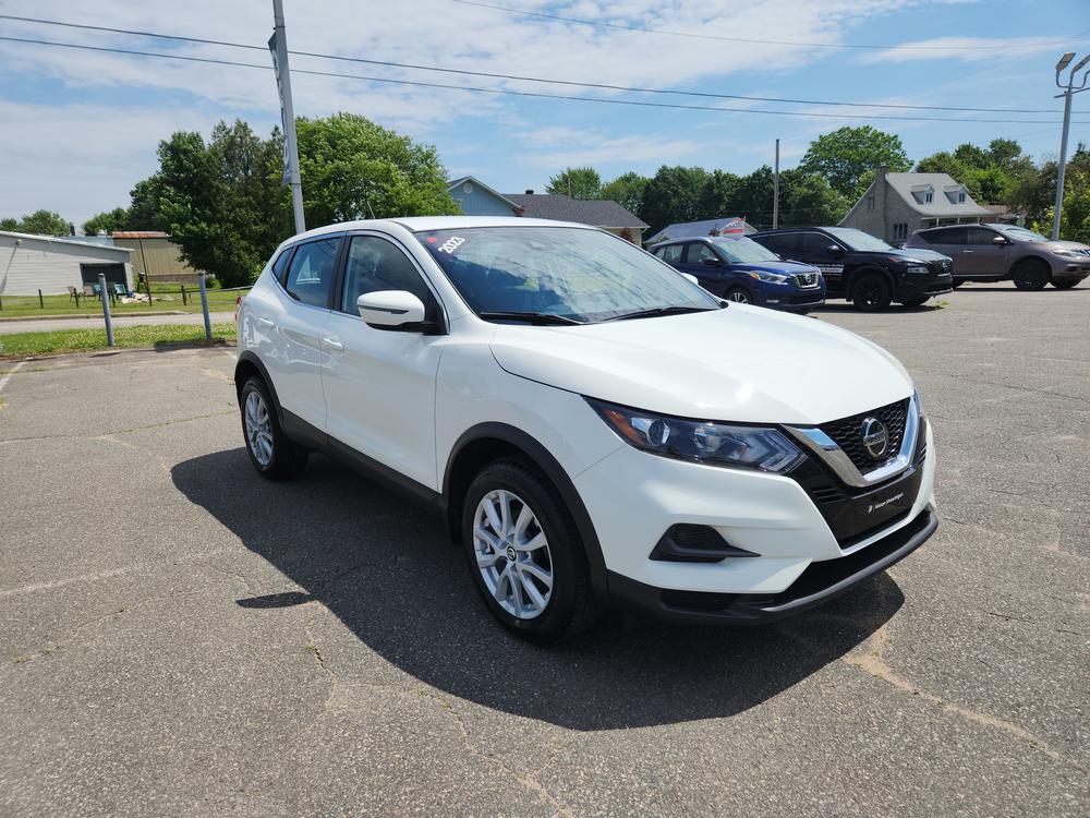 Nissan Qashqai S
