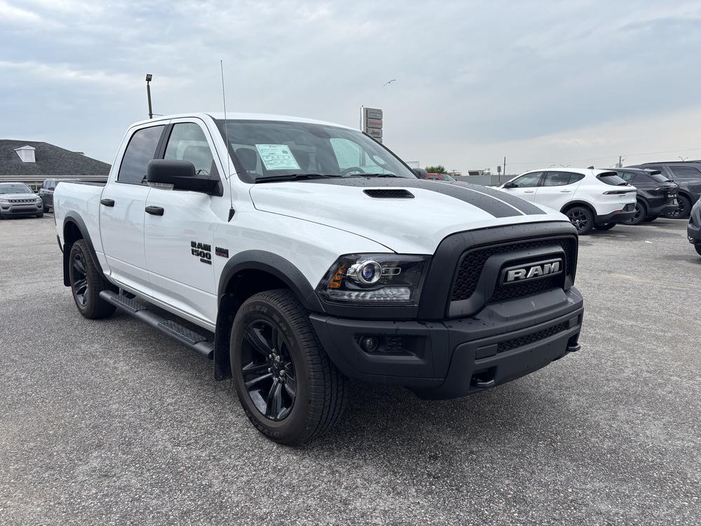 Ram 1500 Classic Warlock 8 cyl