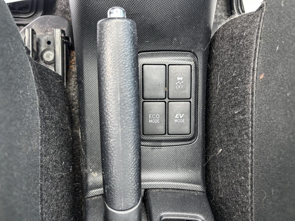 Toyota Prius c BASE 2017 d’occasion à vendre - 23