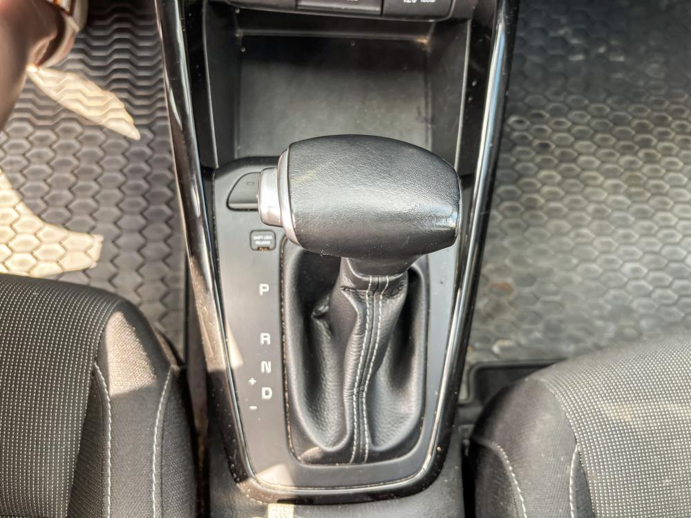 Kia Rio 5-door EX 2018 d’occasion à vendre - 24