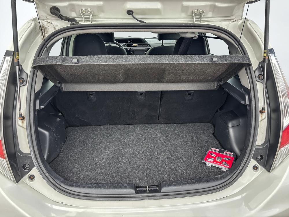 Toyota Prius c BASE 2017 d’occasion à vendre - 26