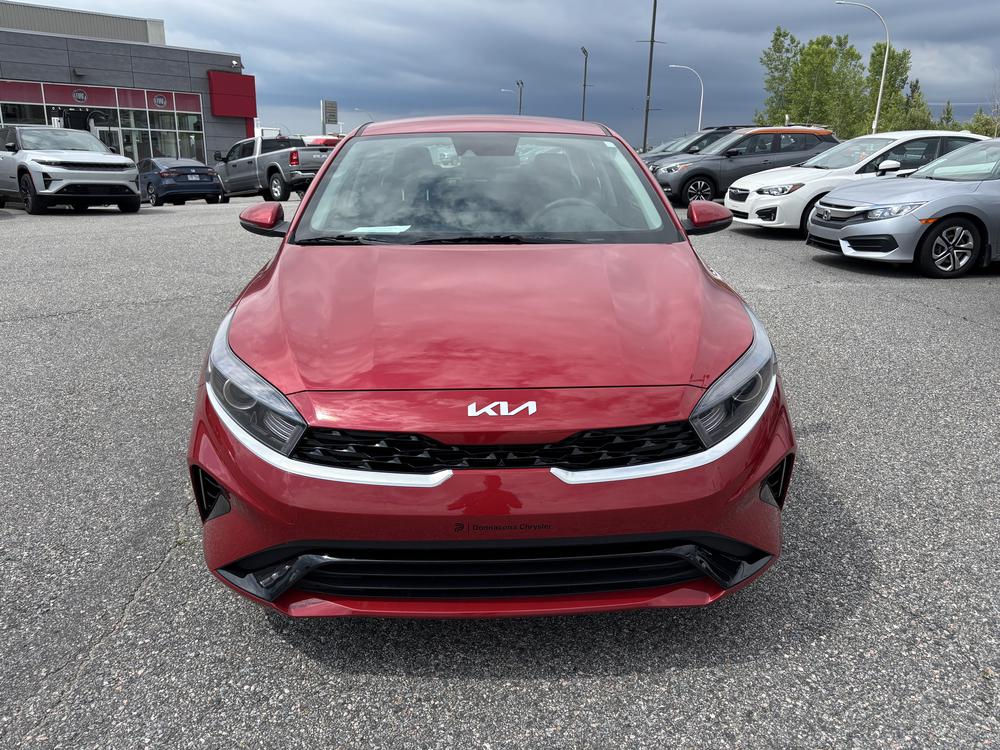 Kia Forte EX 2023 d’occasion à vendre - 2