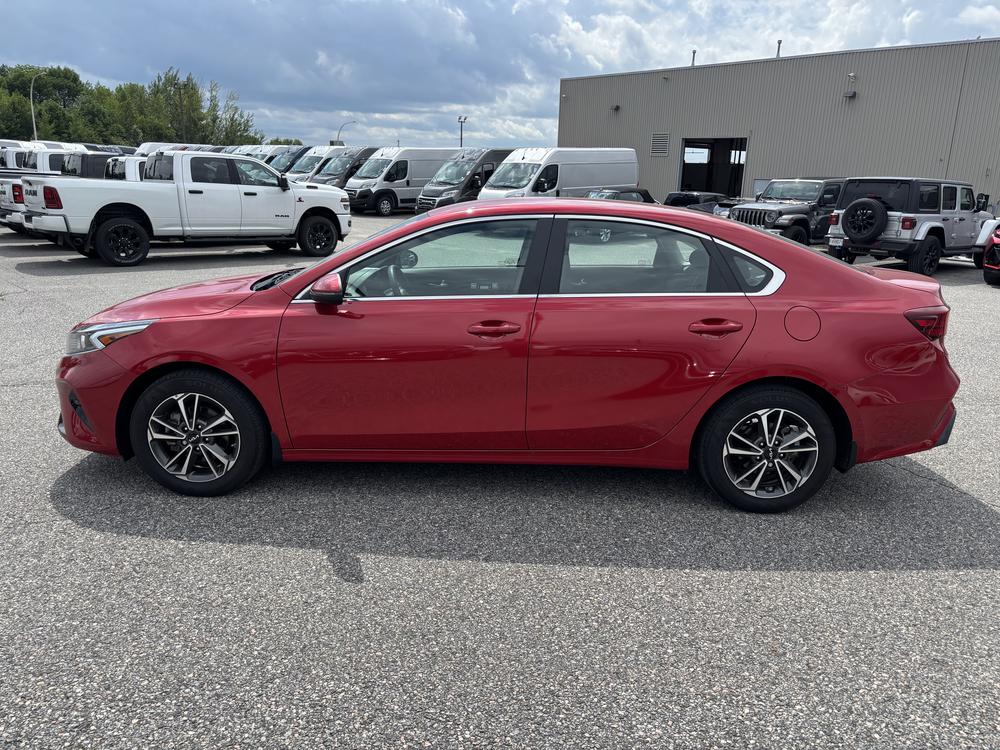 Kia Forte EX 2023 d’occasion à vendre - 4