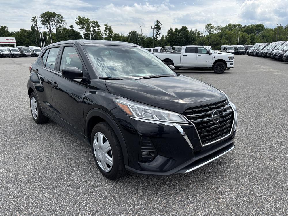 Nissan Kicks S