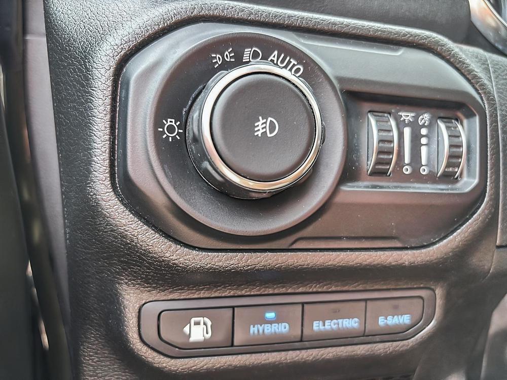 Jeep Wrangler 4xe SAHARA UNLIMITED 2022 d’occasion à vendre - 21