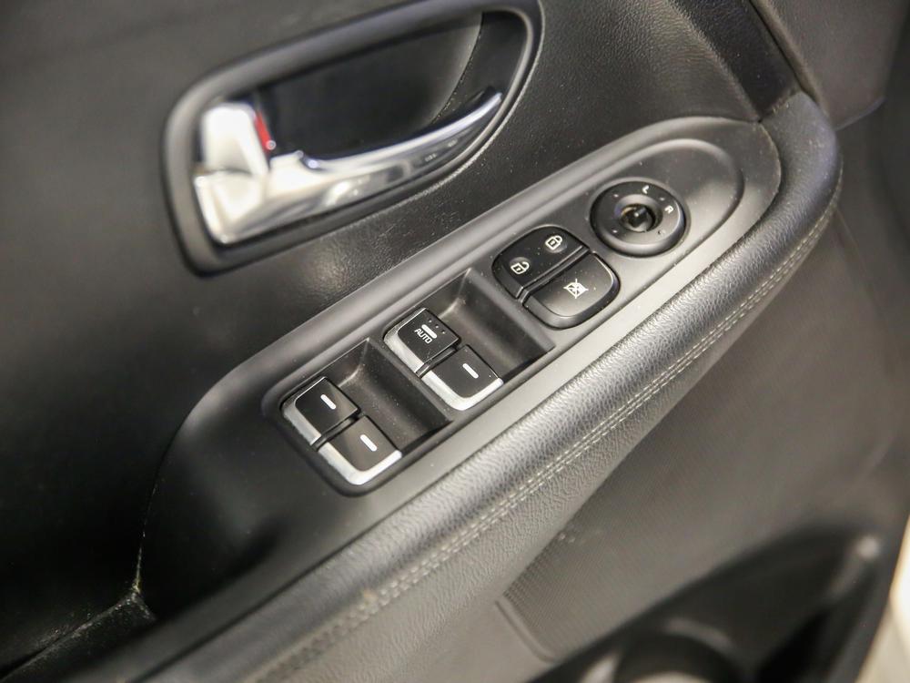 Kia Rondo LX 2016 d’occasion à vendre - 14