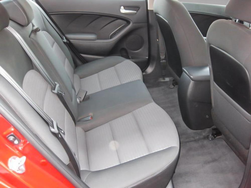 Kia Forte LX 2018 d’occasion à vendre - 26