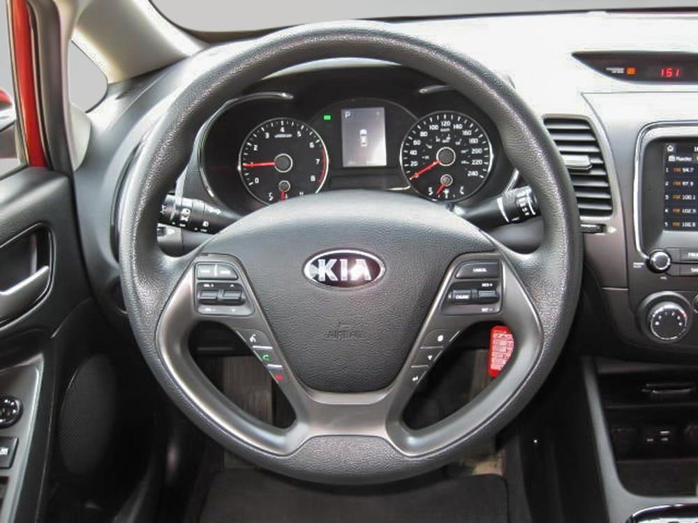 Kia Forte LX 2018 d’occasion à vendre - 14