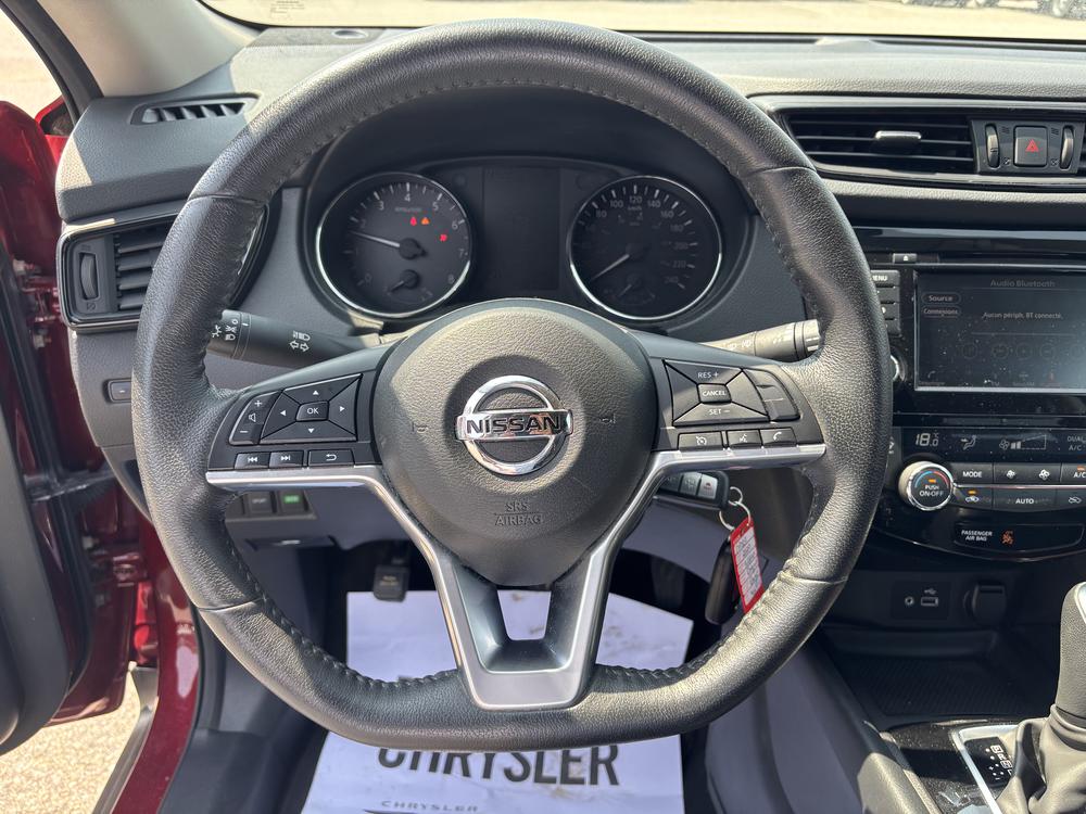 Nissan Rogue SV 2020 d’occasion à vendre - 17