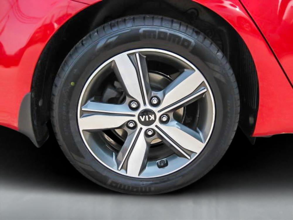 Kia Forte LX 2018 d’occasion à vendre - 8