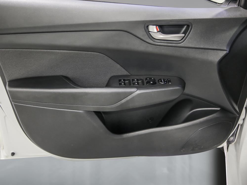 Hyundai Accent Preferred 2019 d’occasion à vendre - 13