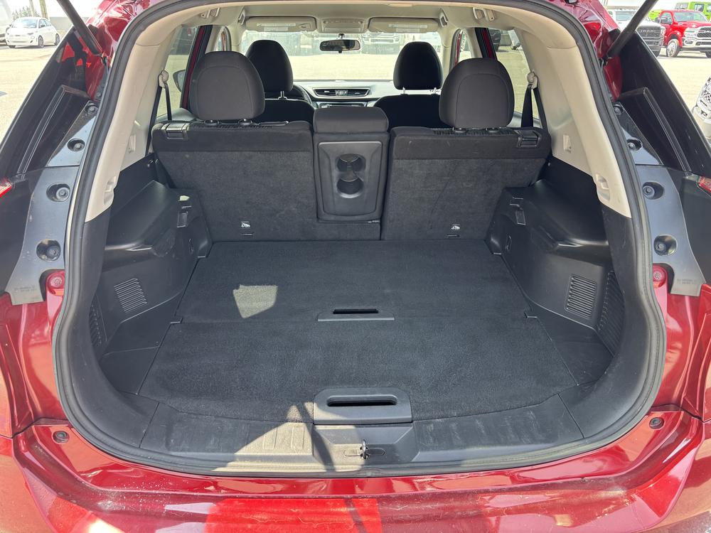 Nissan Rogue SV 2020 d’occasion à vendre - 26
