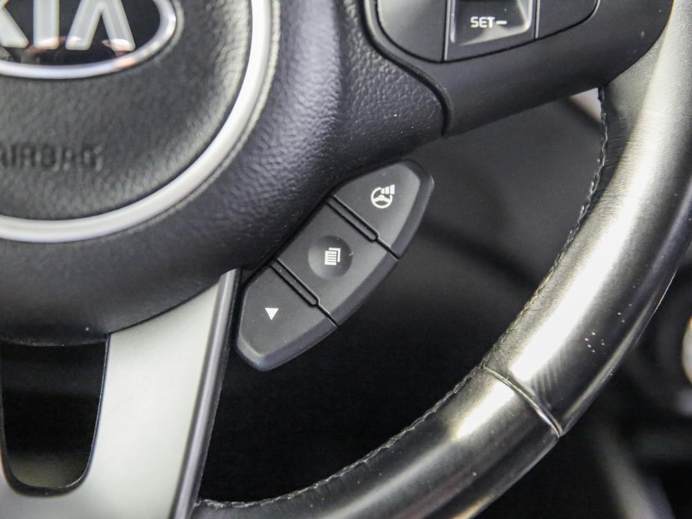 Kia Rondo LX 2016 d’occasion à vendre - 22