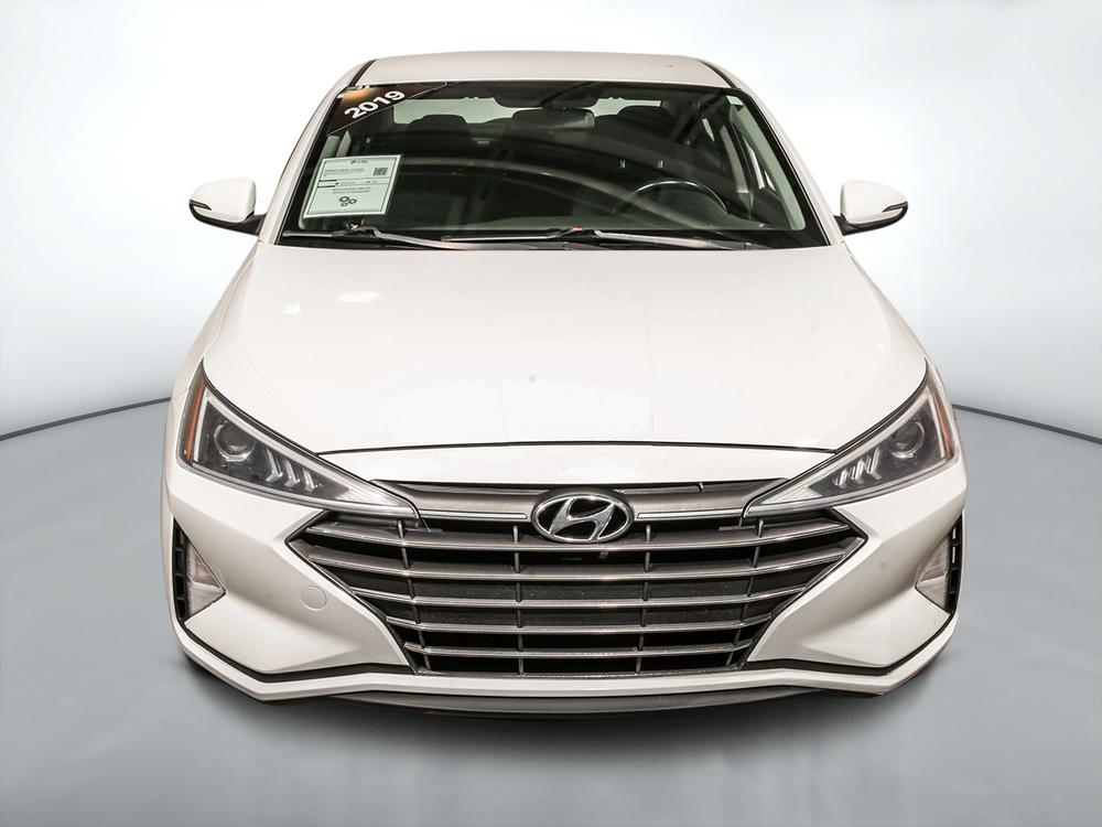 Hyundai Elantra Essential 2019 d’occasion à vendre - 9