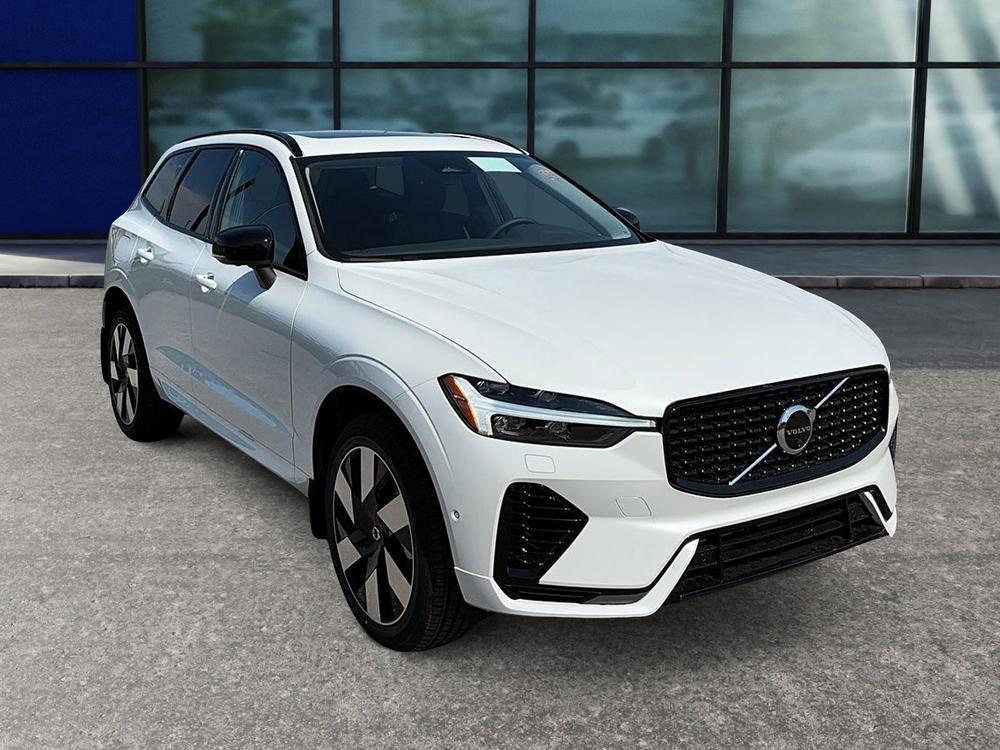 Volvo XC60 Recharge T8 PLUS