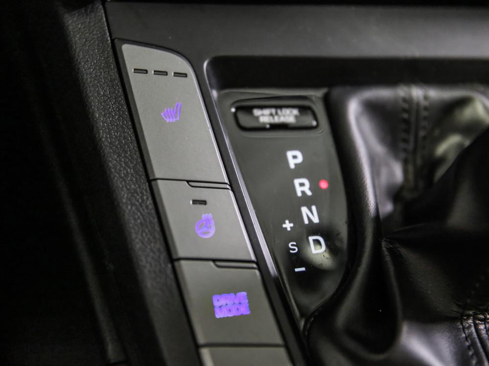 Hyundai Elantra Essential 2019 d’occasion à vendre - 29