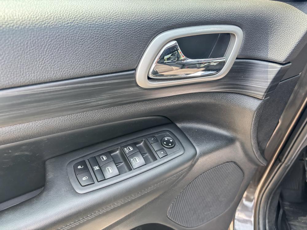 Jeep Grand Cherokee Laredo 2020 d’occasion à vendre - 11