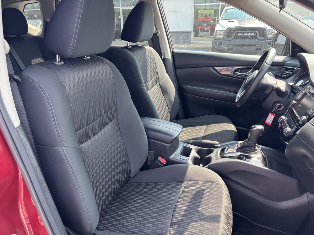 Nissan Rogue SV 2020 d’occasion à vendre - 27
