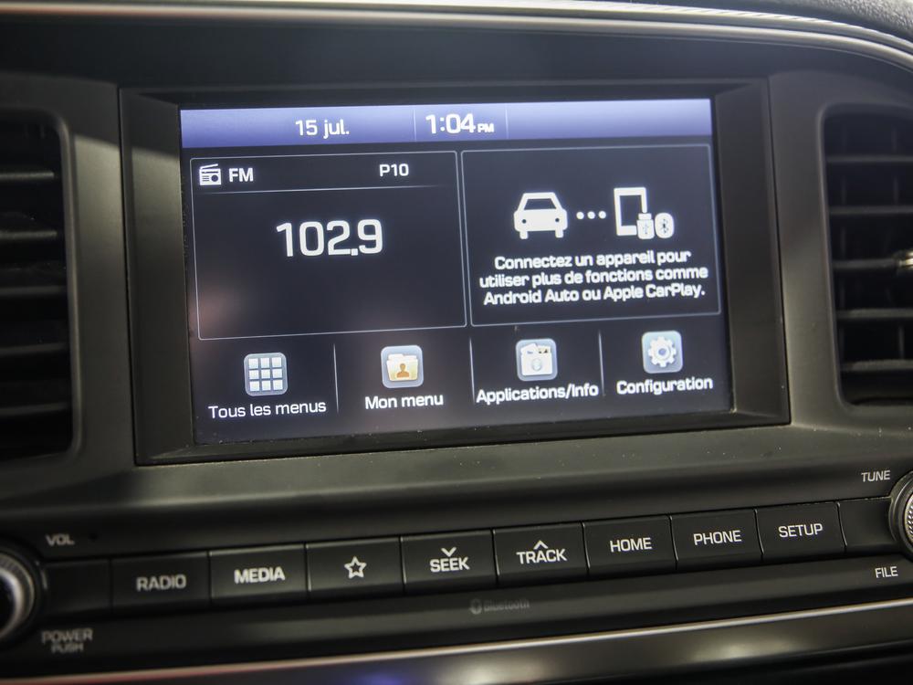Hyundai Elantra Essential 2019 d’occasion à vendre - 26