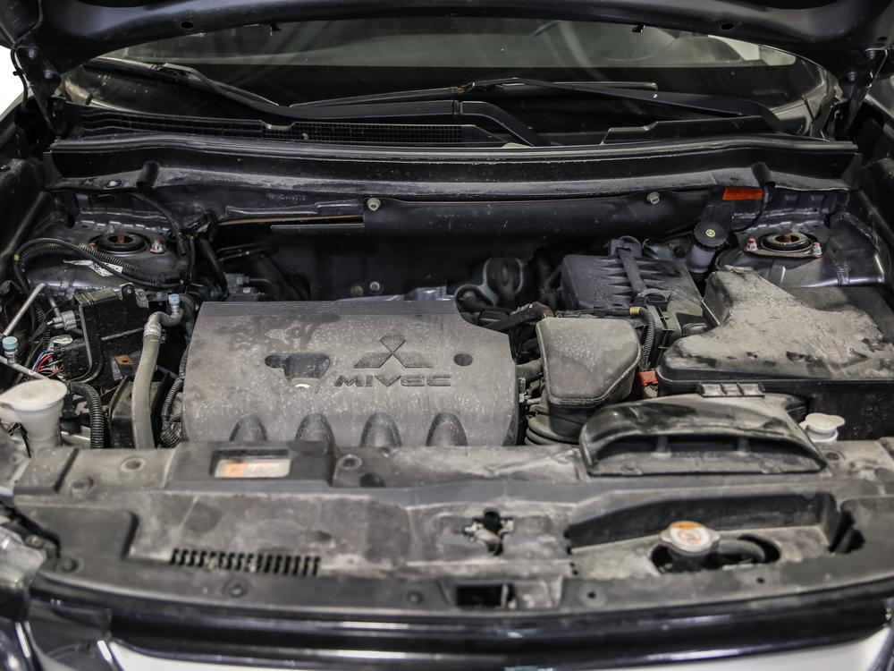Mitsubishi Outlander ES 2017 d’occasion à vendre - 35