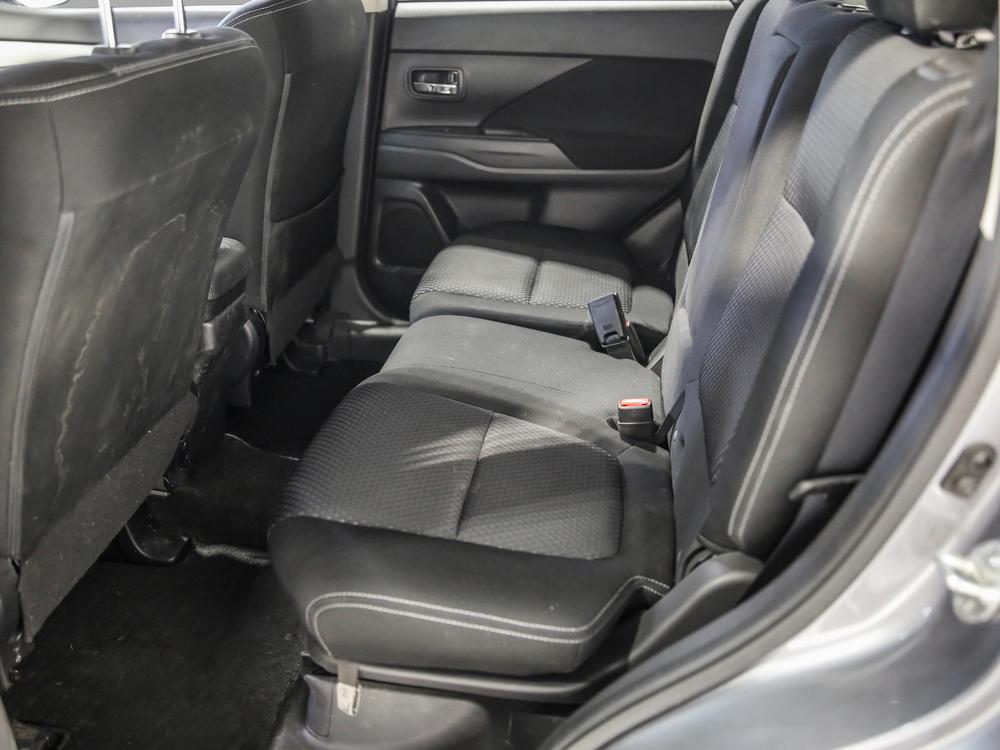 Mitsubishi Outlander ES 2017 d’occasion à vendre - 31
